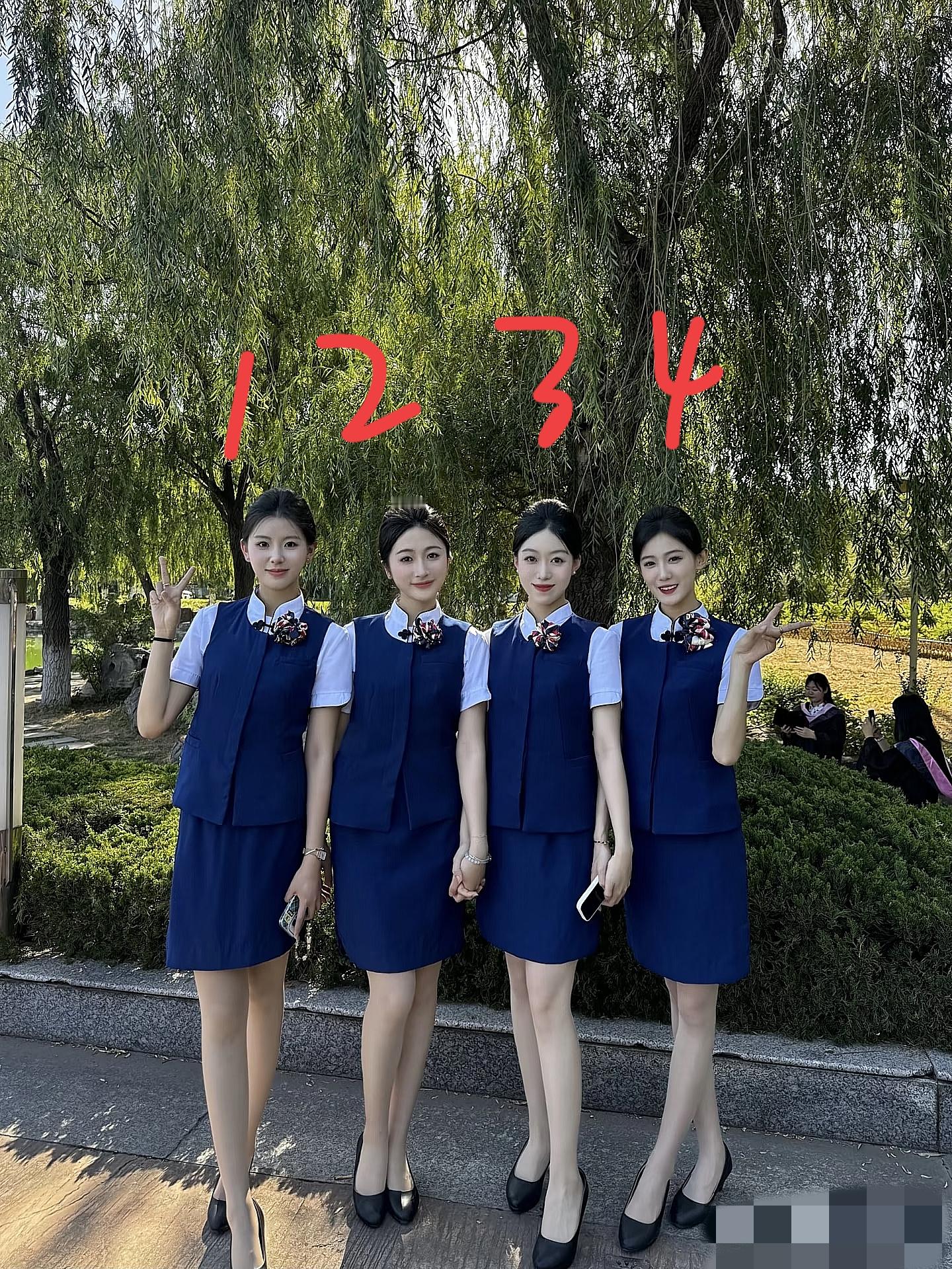 如果必须选一个做女朋友，你会选择谁？