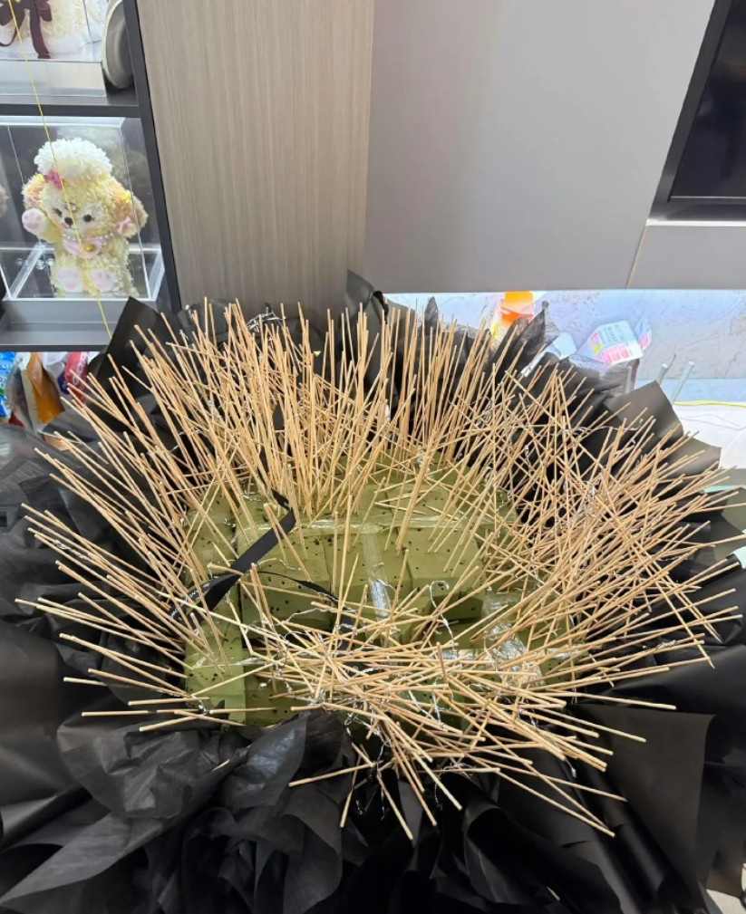拆了五个小时，直男送礼就是不知轻重