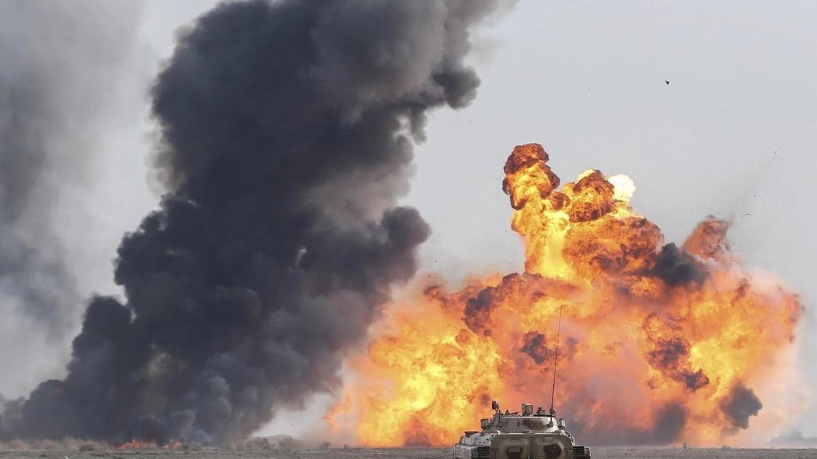 不按剧本走！伊朗用48分钟改写中东规则北京时间2月28日下午，伊朗革命卫队