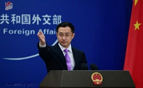 8月25日，中国外交部发布消息，呼吁身处非洲国家斯威士兰的中国公民，尽快从当地撤