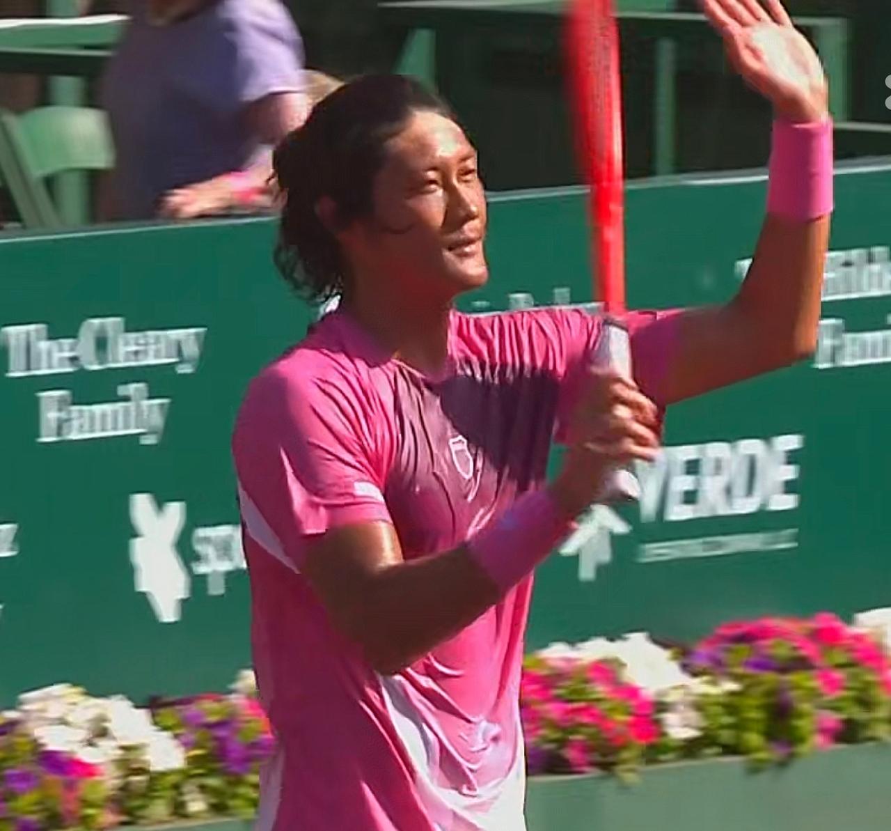 中国选手张之臻与美国名将谢尔顿ATP250休斯敦站比赛时刻北京时