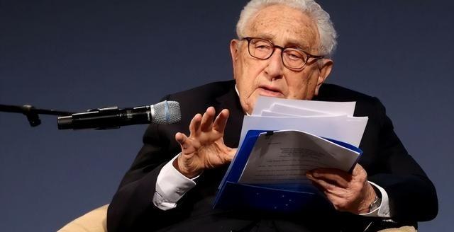 二战后，美国殴打的都是中小国家，而且，只要有中苏介入的战争，美国都没有赢过。朝鲜