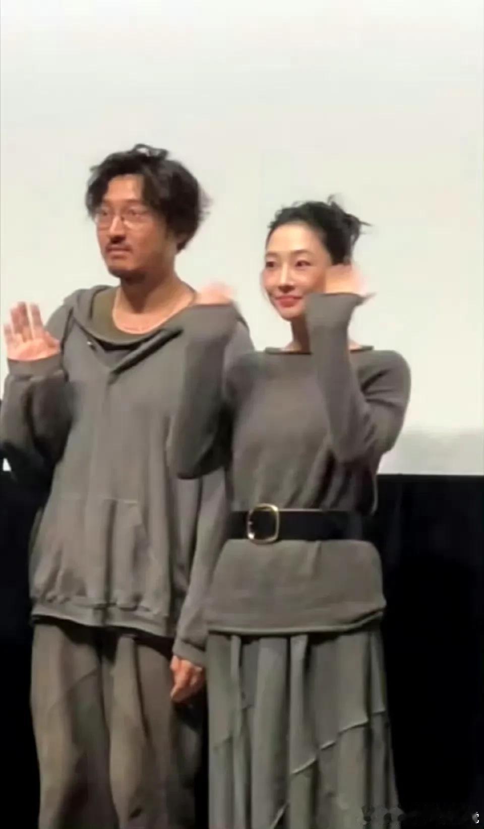 恭喜王传君在沪圈的操作下获得最佳女演员奖！王传君这个角色根本没有拿奖的条件！