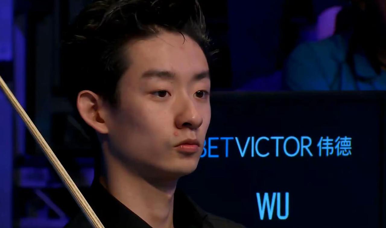 威尔士公开赛半决赛对决很有意思了，吴宜泽要阻击霍金斯，霍金斯一旦晋级决赛将对肖国