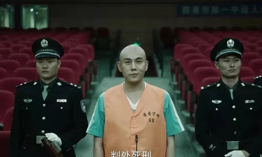 《扫毒风暴》大结局，卢少骅终于光头了。不得不说，他真的是个不容小觑的对手，心理