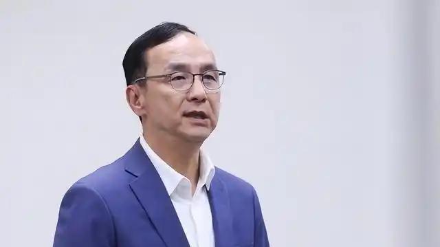 朱立伦重大宣布！据台媒报道，国民党主席朱立伦17日宣布，将不出席由赖清德召开的