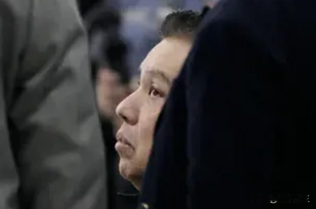 周四，菲律宾反贪腐法院第三分庭表示，菲律宾前众议院议长马丁·罗穆尔德兹尚未提交保