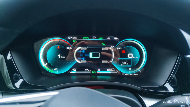 比亚迪插混真的香宋pulsdmi两驱顶配，足足等了五个月，差点没整成神经病。