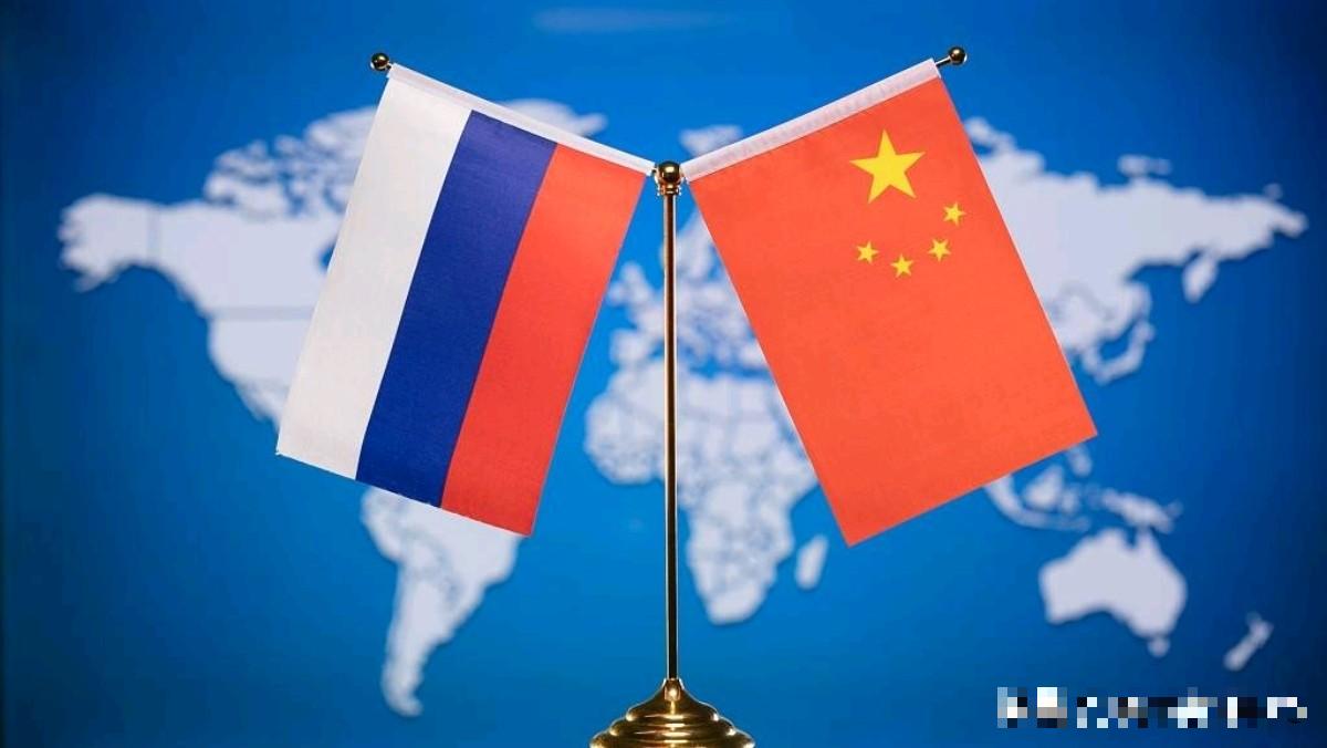 波兰外交部长出来挑拨离间！波兰外长劝俄罗斯不买中国货！2月17日，波兰外交部长西