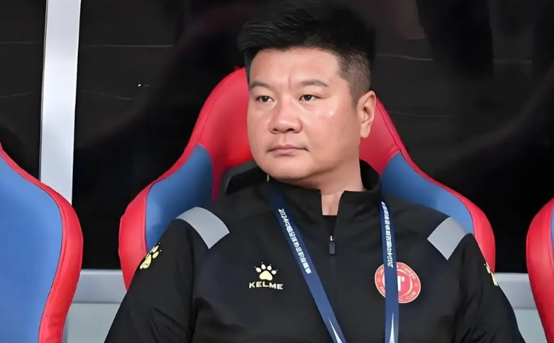 李金羽的当务之急！力争尽早招兵买马，以图能立足中超。攻击线实力还是够的！以安