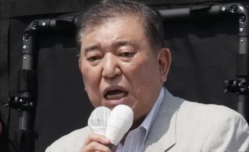 日本突然对中国动手，前所未有抹黑中国，石破茂打响了第一枪。日本共同社4日证实称