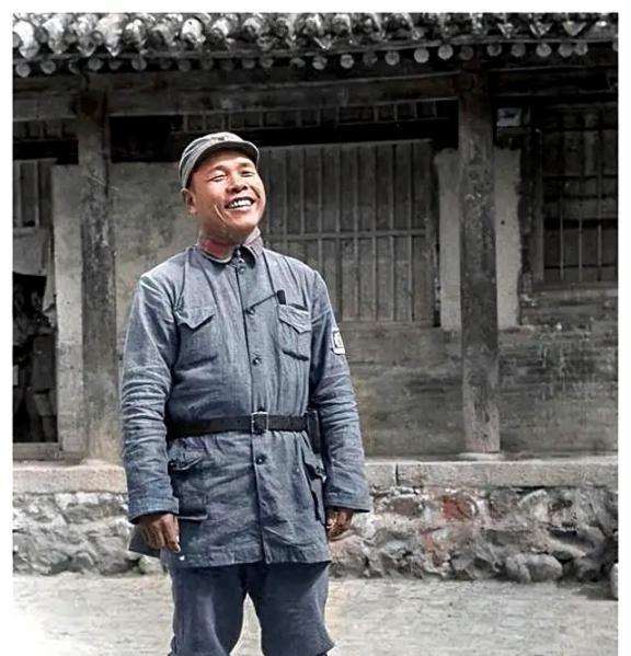 他是最倒霉的八路军战将，抗战时任冀中军区警卫旅长，手下的团长、营长，在55年授衔