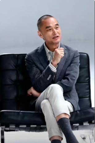 冯唐说过一句大实话："所有男人要记住，不管多大年纪，找女人，要么找一个懂你的，要