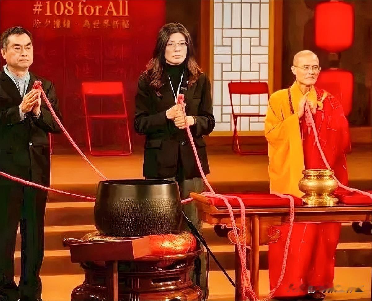 传言国民党“本土派”正在酝酿“退党潮”，意图逼退郑丽文。韩国瑜呼吁:此刻蓝营上