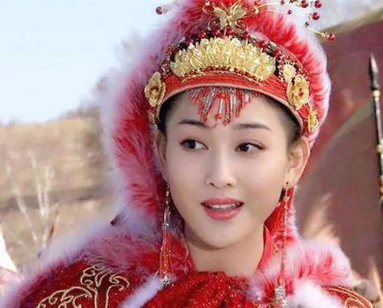 🌞父子三人同娶一个女人，王昭君的真实经历远比故事还要荒诞，一位出身平凡的宫