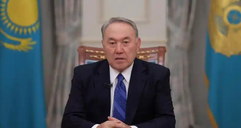 哈萨克斯坦不傻，懂得审时度势谁能想到，一个国家竟然主动放
