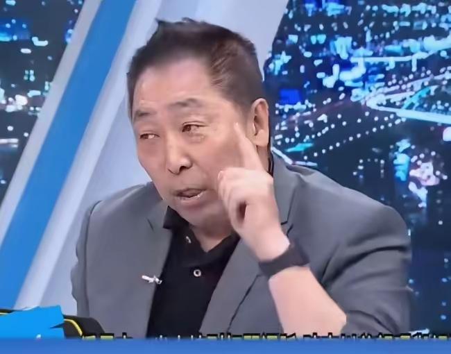 中国台湾爱国资深评论员唐湘龙今天(5月22日周五)在节目中公开向台军方喊话：你