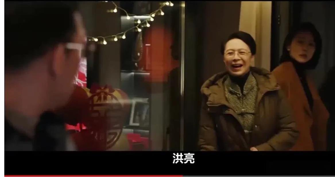 《以法之名》来到李人骏妹妹婚宴，得知新郎程子健是万海案代理律师，洪亮反应太逗了，