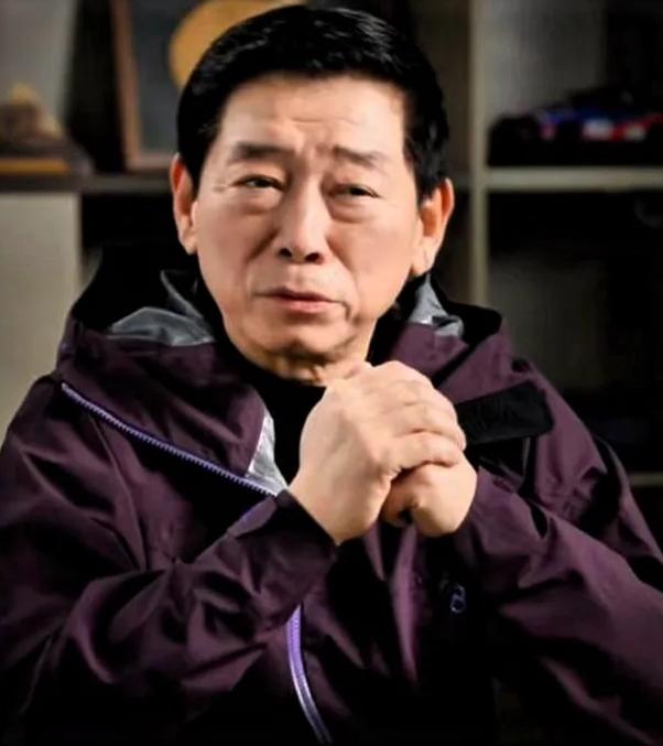 魏建军这一宿，怕是连安眠药都省了。央视那个台子，是随随便便能上的吗？这可不是