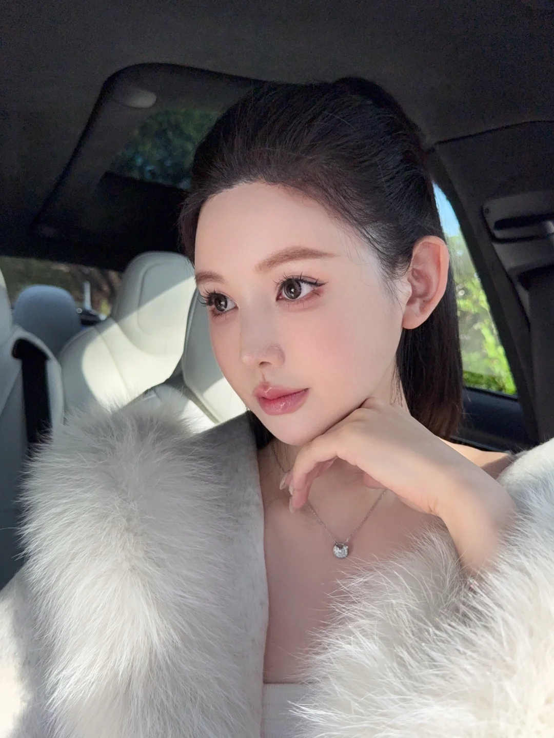 能扛住大光明的才是真骨相