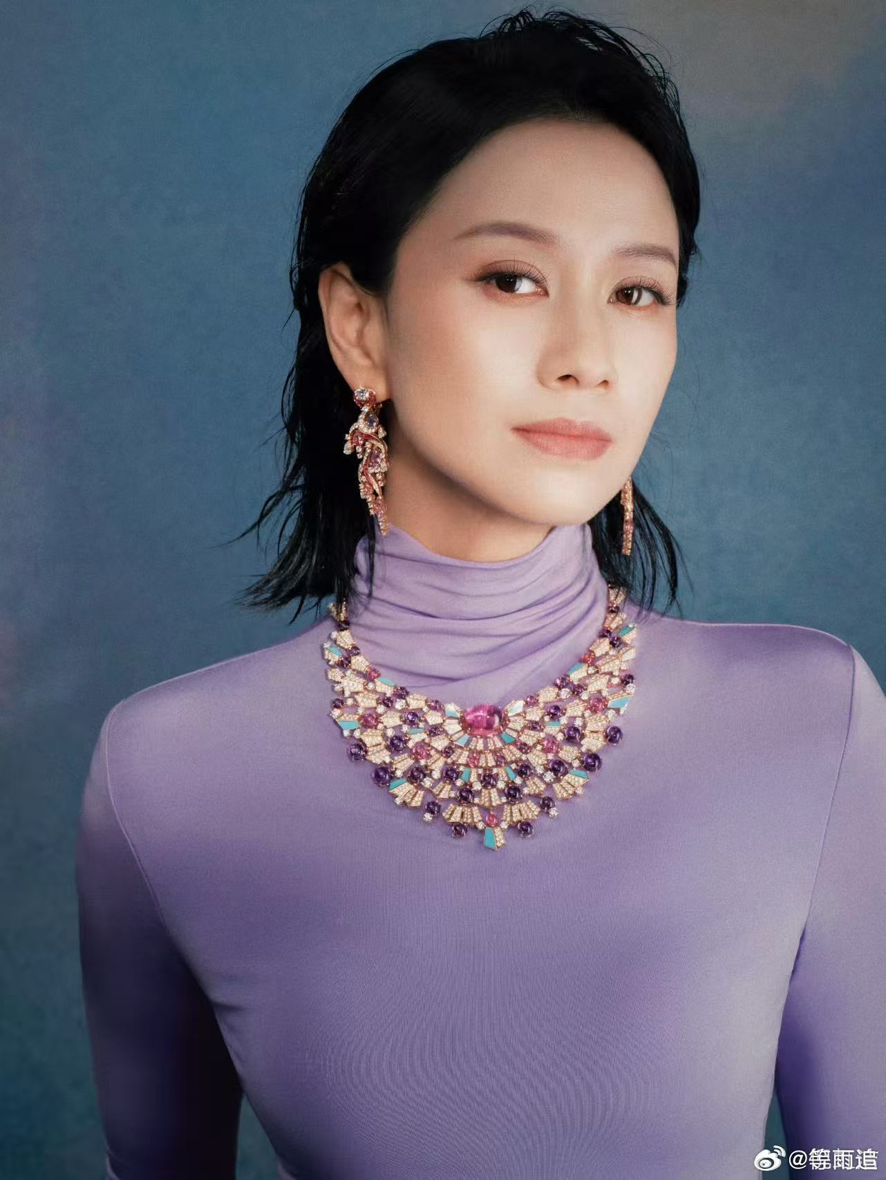 闫妮右手叶童左手倪虹洁原来退休生活还可以这么精彩，闫妮叶童倪虹洁的新片太有新意。