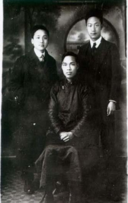 1964年，在上海高级领导干部的年度例行体检过程中发现柯庆施已罹患肺癌，在当时，