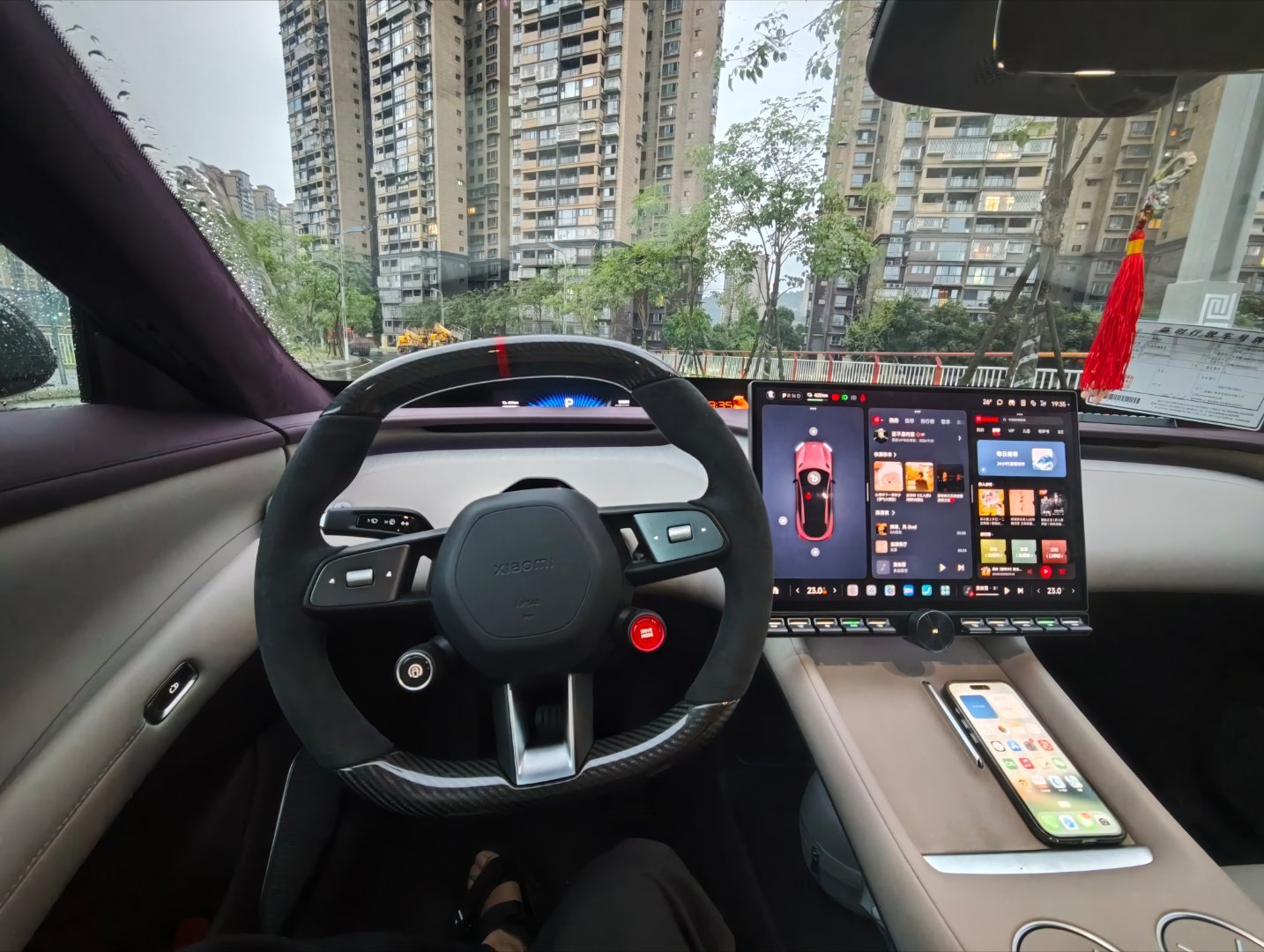 怎么办啊，坐在车里就不想下车[哭哭]这个座舱好舒服​​​
