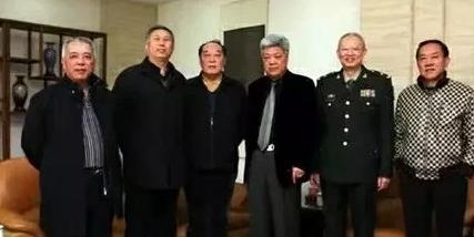 1967年10月，保卫人员向许世友报告：司令，有人要见你，许世友吼了一声：不见，