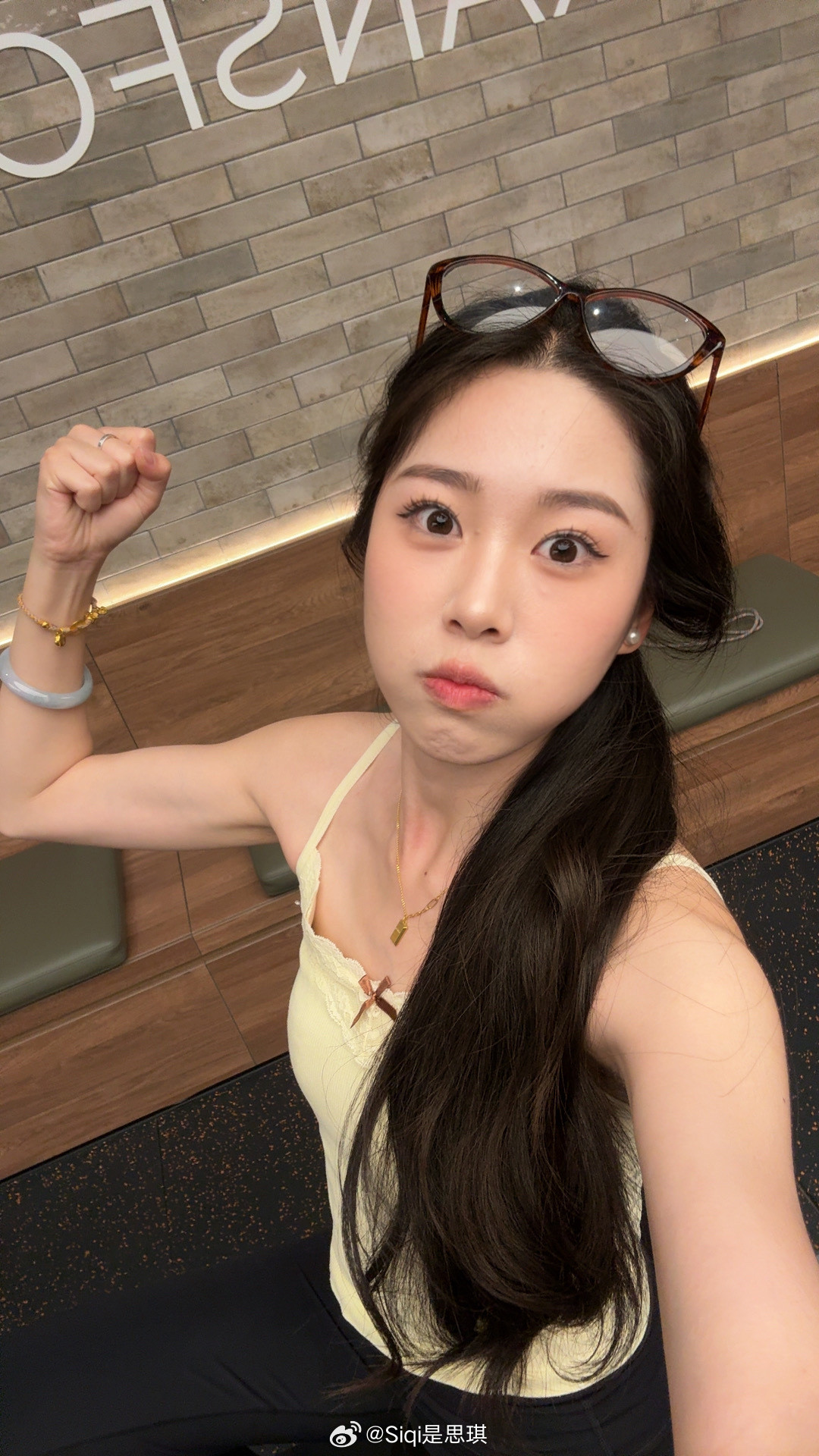 健身很用力一个小女孩鼓舞我了！我一定出差健身🏋️♀️