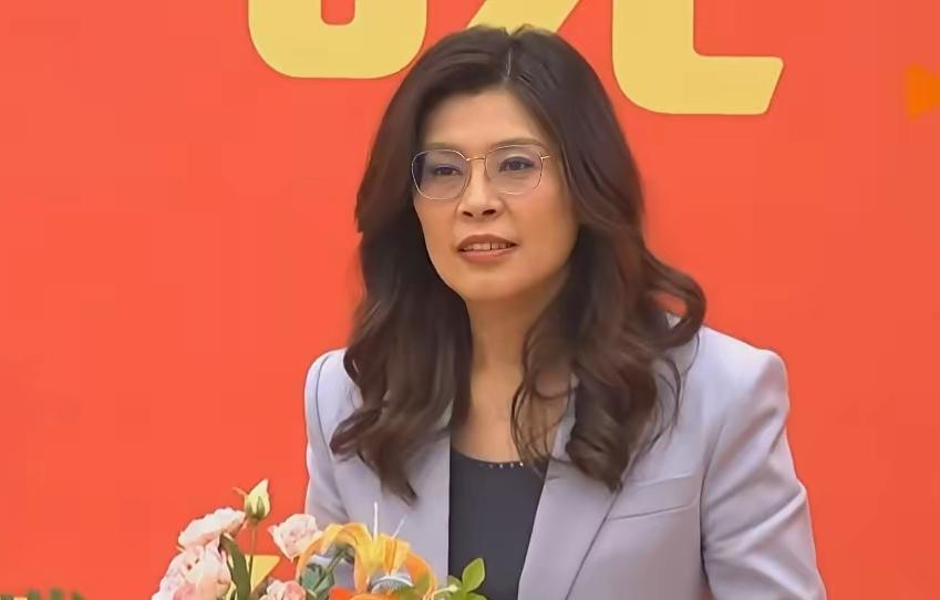 郑丽文南京晚宴明确表态：坚持九二共识反对台独，堪称两岸关系定海神针4月7日