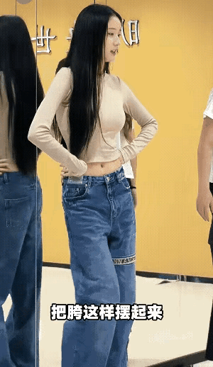 这么多女孩儿想去当模特吗？这碗饭可不那么好吃
