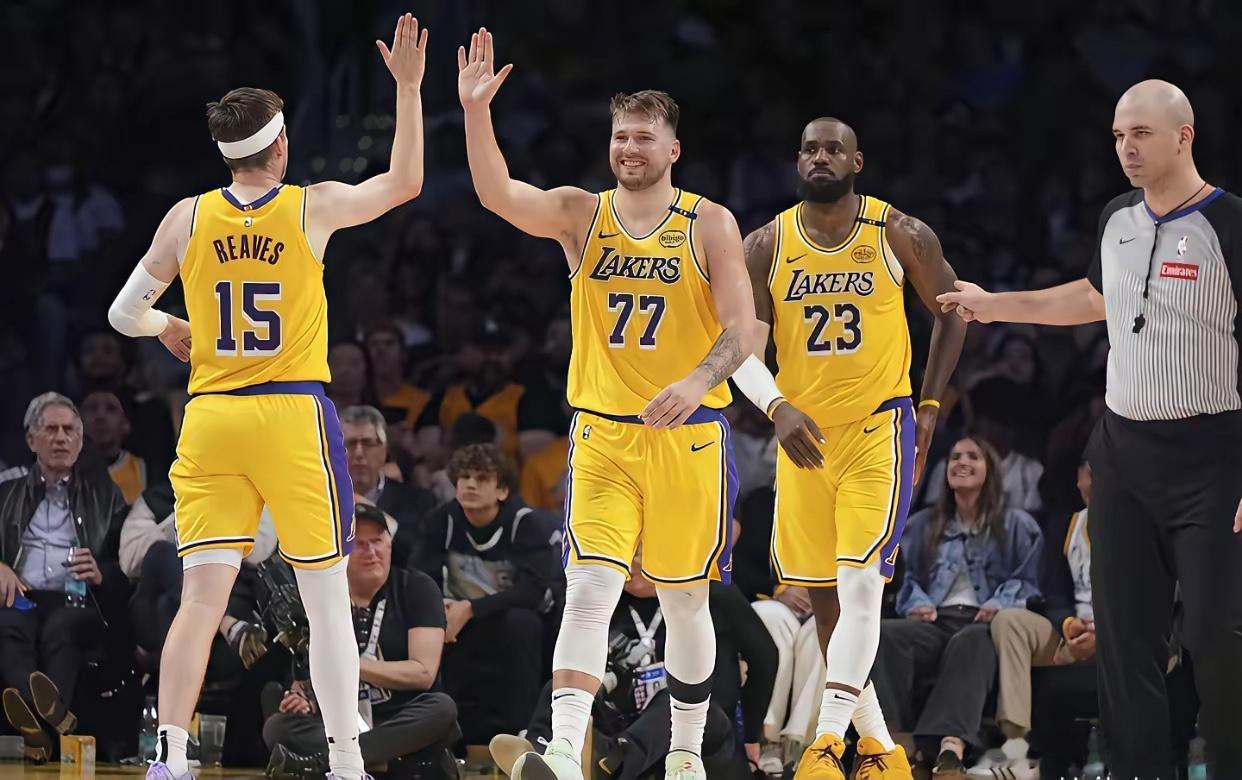 拥有东契奇，詹姆斯超巨的湖人队，别说今年拿不到NBA总冠军，就是再来两年也是拿不