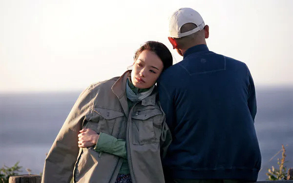 北影节项目创投单元主席舒淇真让我蹲到了影坛梦幻联动舒淇、冯小刚、刘伟强三位大咖