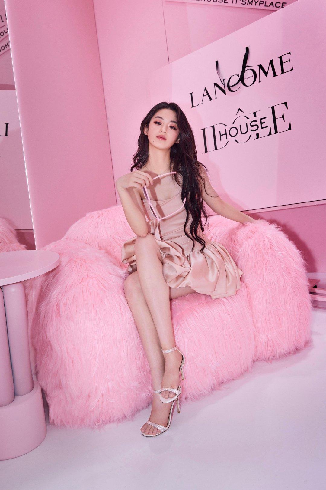 美女一枚。