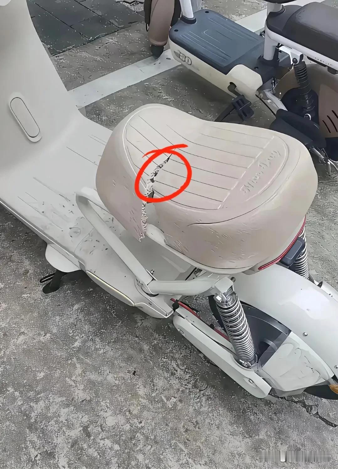 这就是新国标电动车？电动自行车国标电动车新新国标电动自行车新标电动车新