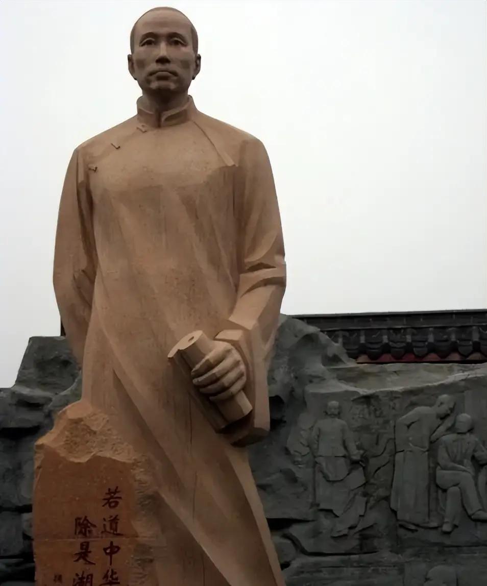 死后46年才公开的绝密身份：那个被钉在耻辱柱上的“帝制祸首”。袁世凯在死前，将自