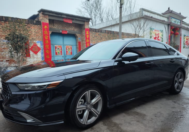 雅阁坦白局省油是真，动力劣势也是真！雅阁作为我的通勤老伙计，油耗表现确实优秀