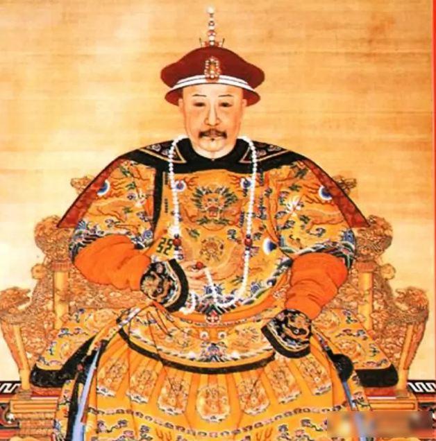 清代嘉庆年间，北京街头发生了一件小事，却惊动了皇帝。一个宗室子弟酒后滋事，摊上事