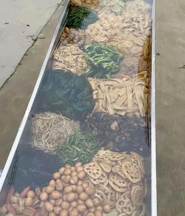 南方的人都这样放凉菜的吗？把凉菜这样放不会坏吗？