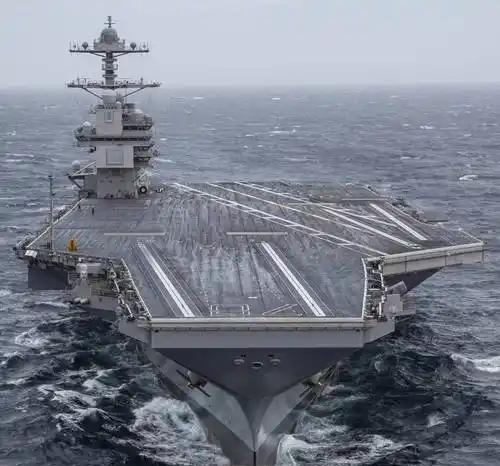 要是真打起来，中国导弹能不能把美军航母给干掉呢？答案是，几乎没可能，哪怕是鹰击-
