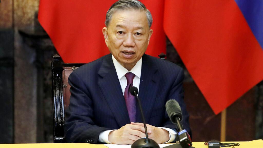 刚当选2天就宣布访华，苏林有两件事求中方协助4月7日，苏林当选越南国家主席。