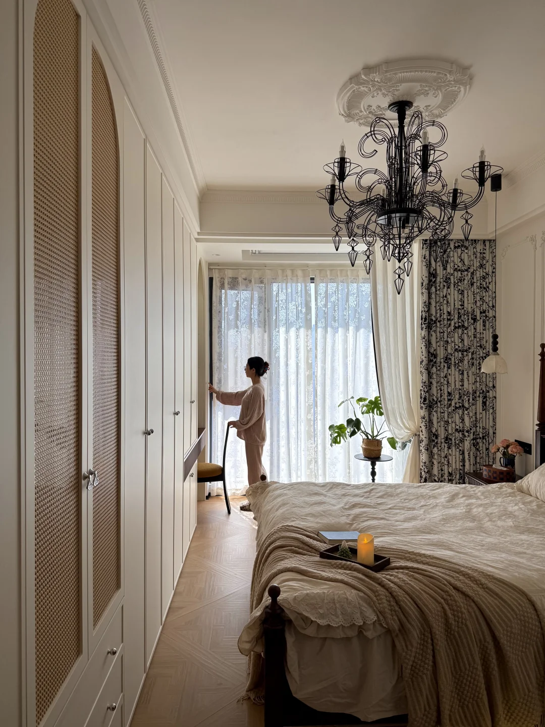 不听劝❗️3.3m开间做了6m满墙床尾衣柜