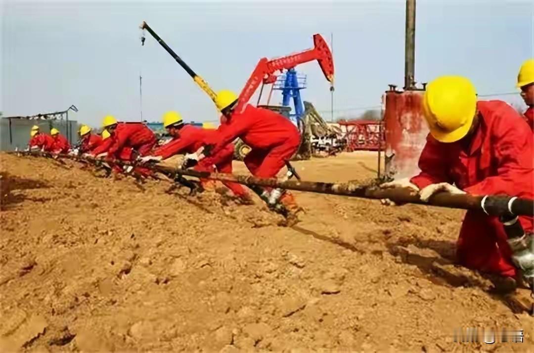 河北地下惊现石油河北近期在渤海海域及陆上保定、武强等地持续取得石油勘探重大突
