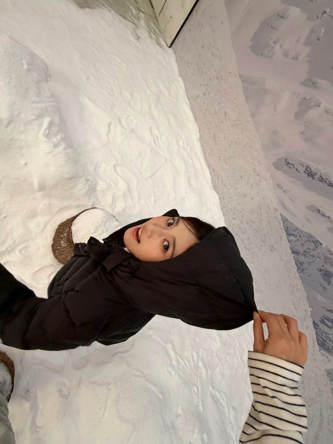 卢昱晓穿了破洞裤狂掉San戴金丝眼镜的噜噜晓简直是智性恋天菜米米嘟的晓晓太会了