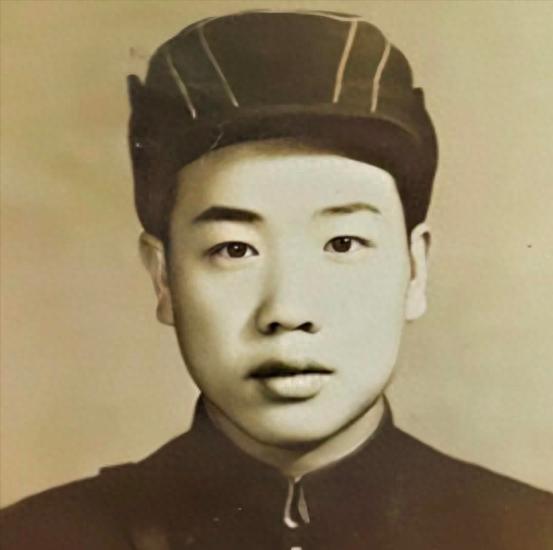 1950年，志愿军排长郭忠田私自放走了美军50多辆坦克，却带领全排以0:215的