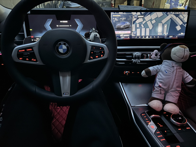 宝马3系用车心得年轻人第一台大玩具，主要买的还是自己喜欢！买车的话个人感觉预