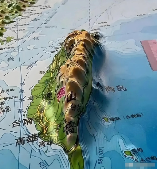 事态越来越明显，收回台湾，实现祖国统一的问题如今，台湾问题已经不再是一个难以解