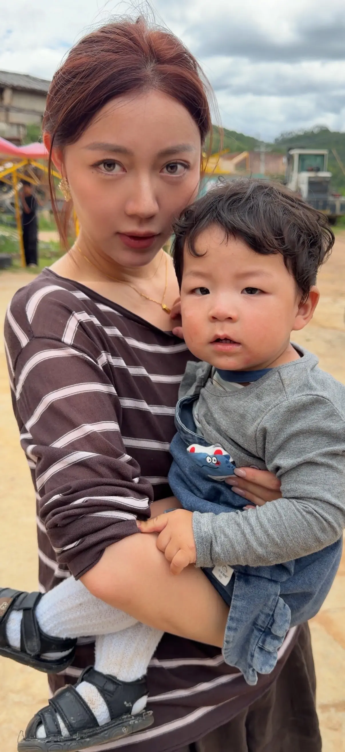 右滑看我带娃前后 乏了😞
