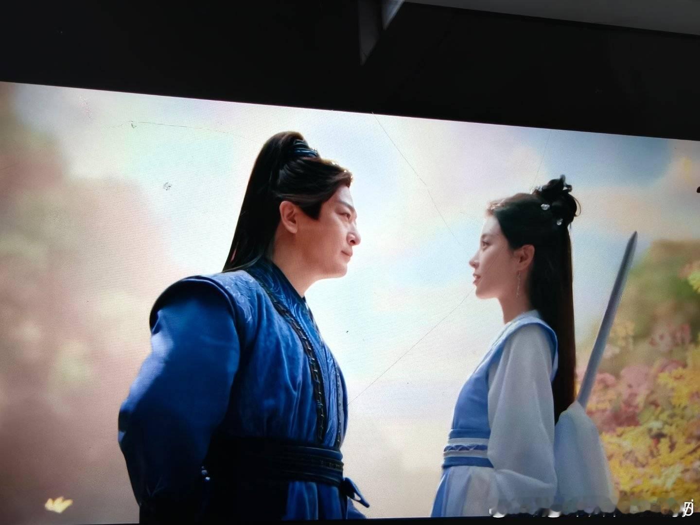 对，我还演了最近的皖江雨，大家快去看，很好看的剧​​​