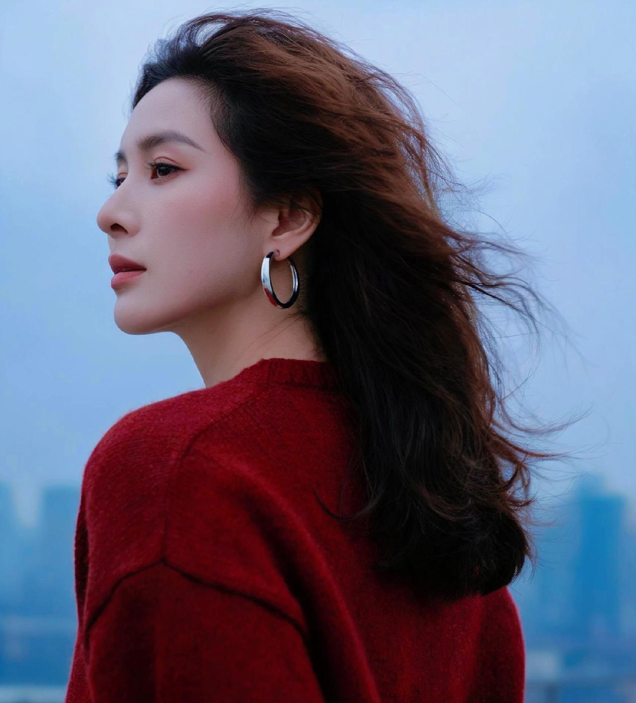 听说了吗人这辈子越活越安静的人越不爱跟人争了不是认输了是想通